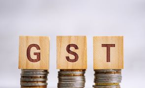 GST collection crosses ₹2 lakh crore mark in March with strong growth